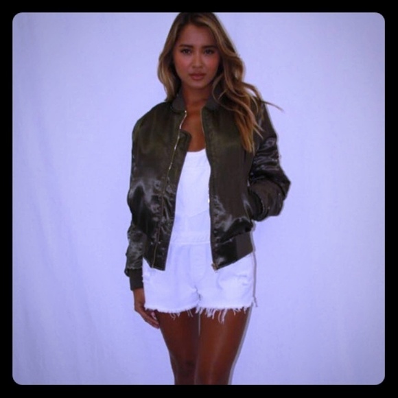 NWT Tea n Cup Olive Green Satin Bomber Jacket - Picture 1 of 3